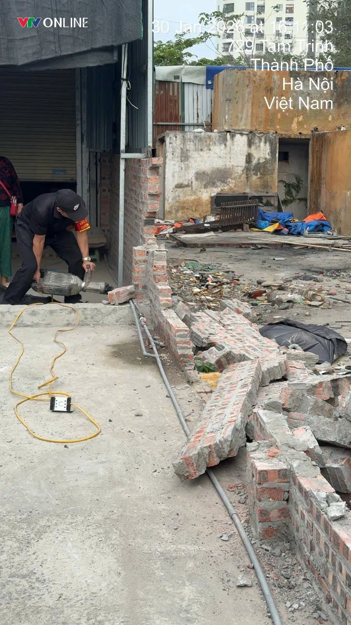 H&agrave; Nội: Phường Ho&agrave;ng Mai tăng cường gi&aacute;m s&aacute;t trật tự x&acirc;y dựng tại c&aacute;c khu vực đất n&ocirc;ng nghiệp - Ảnh 13.