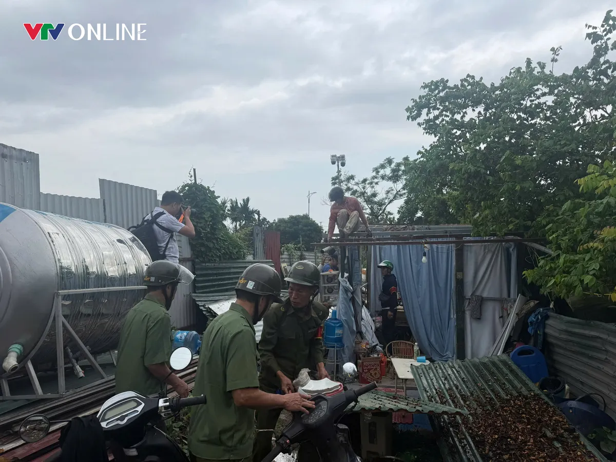 H&agrave; Nội: Phường Ho&agrave;ng Mai tăng cường gi&aacute;m s&aacute;t trật tự x&acirc;y dựng tại c&aacute;c khu vực đất n&ocirc;ng nghiệp - Ảnh 2.