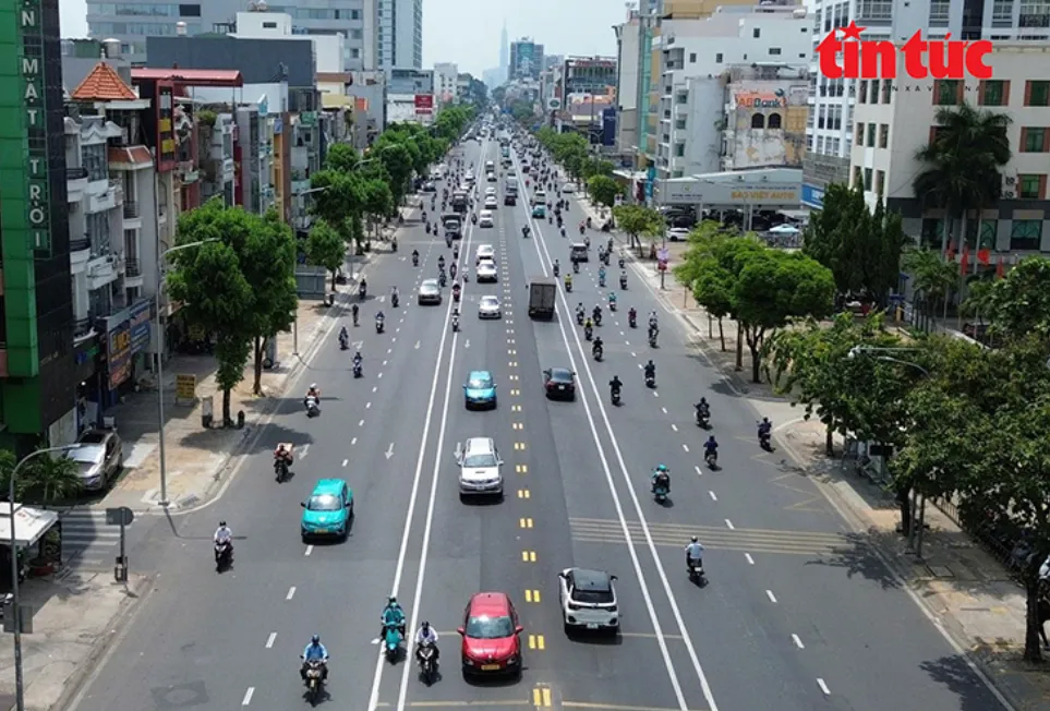 TP Hồ Chí Minh: Chuẩn bị đưa vào khai thác tuyến đường 3 chiều đầu tiên- Ảnh 1. TP Hồ Chí Minh: Chuẩn bị đưa vào khai thác tuyến đường 3 chiều đầu tiên- Ảnh 1.