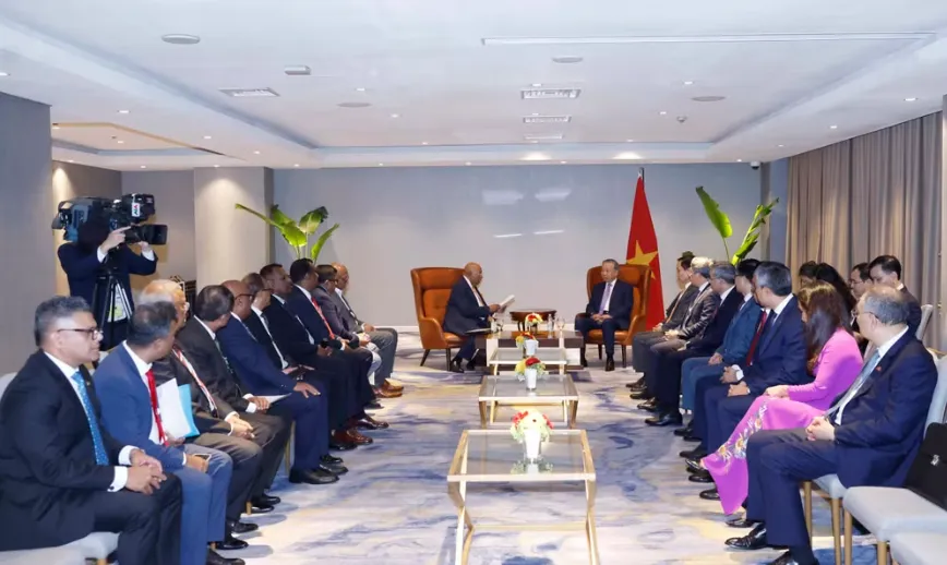 Tổng B&iacute; thư, Chủ tịch nước T&ocirc; L&acirc;m tiếp l&atilde;nh đạo Tập đo&agrave;n Hayleys của Sri Lanka- Ảnh 1.