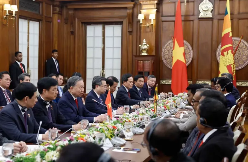 Tổng B&iacute; thư, Chủ tịch nước T&ocirc; L&acirc;m hội đ&agrave;m với Tổng thống Sri Lanka - Ảnh 3.