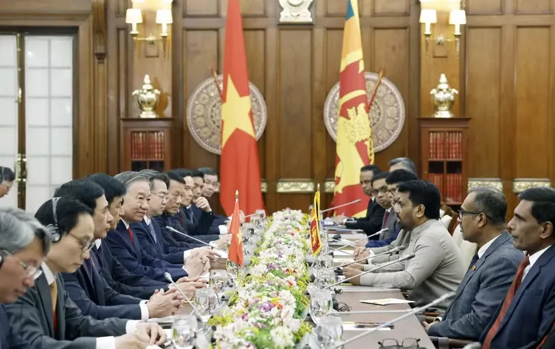 Tổng B&iacute; thư, Chủ tịch nước T&ocirc; L&acirc;m hội đ&agrave;m với Tổng thống Sri Lanka - Ảnh 1.