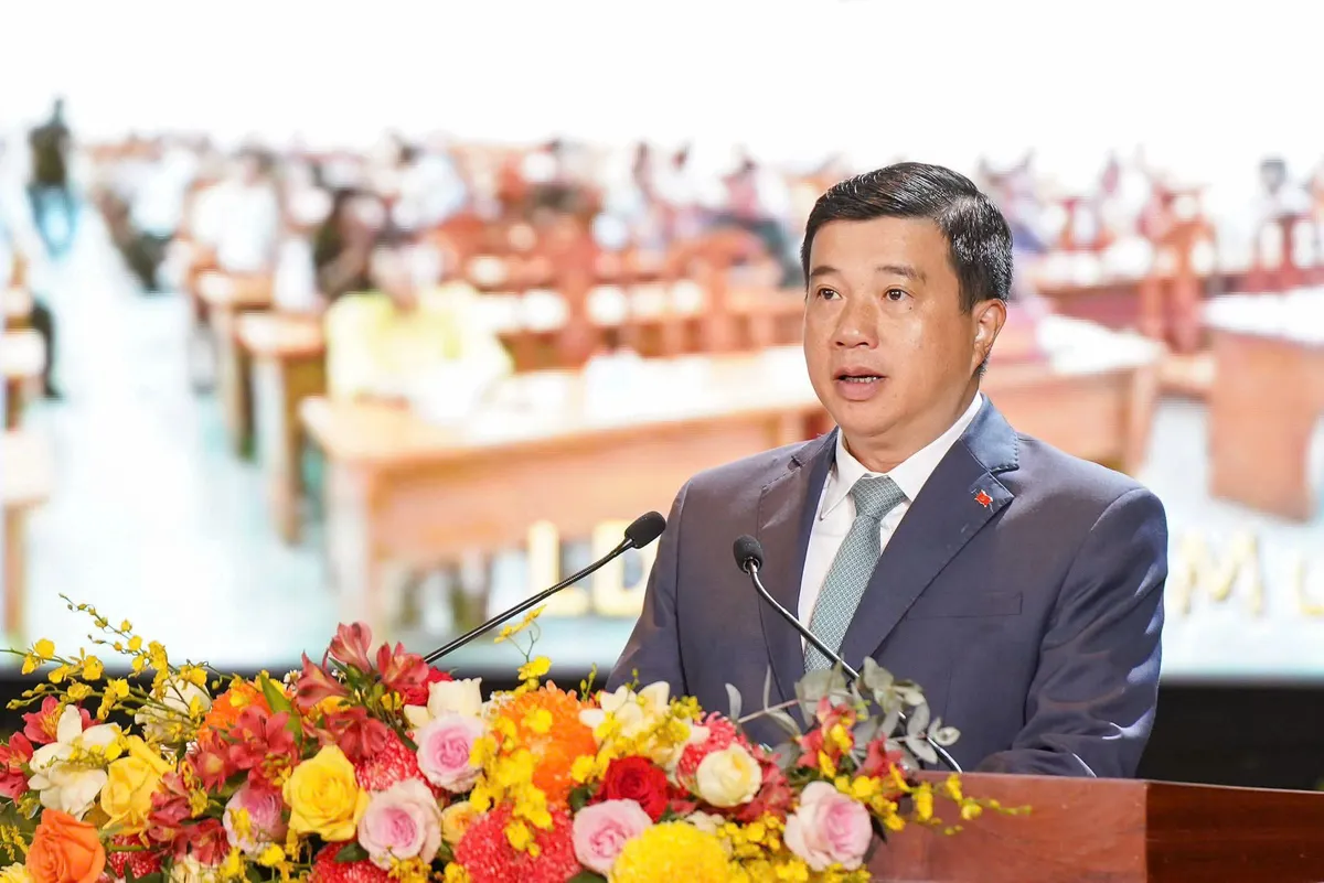 L&acirc;m Đồng: Bộ m&aacute;y ch&iacute;nh quyền 2 cấp từng bước hoạt động th&ocirc;ng suốt - Ảnh 2.