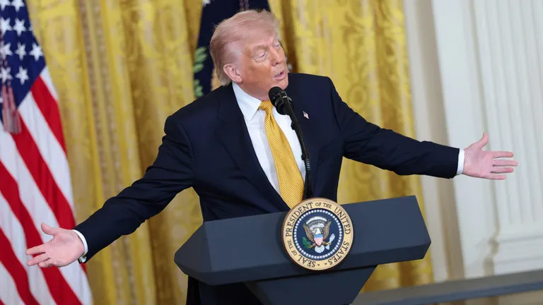 Tổng thống Trump th&ocirc;ng b&aacute;o lệnh ngừng bắn Nga - Ukraine - Ảnh 1.