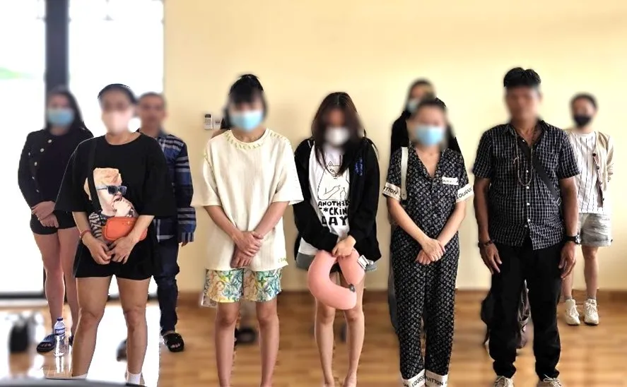 Cảnh b&aacute;o hệ lụy từ nhập cảnh tr&aacute;i ph&eacute;p, &ldquo;việc nhẹ lương cao&rdquo;- Ảnh 2.