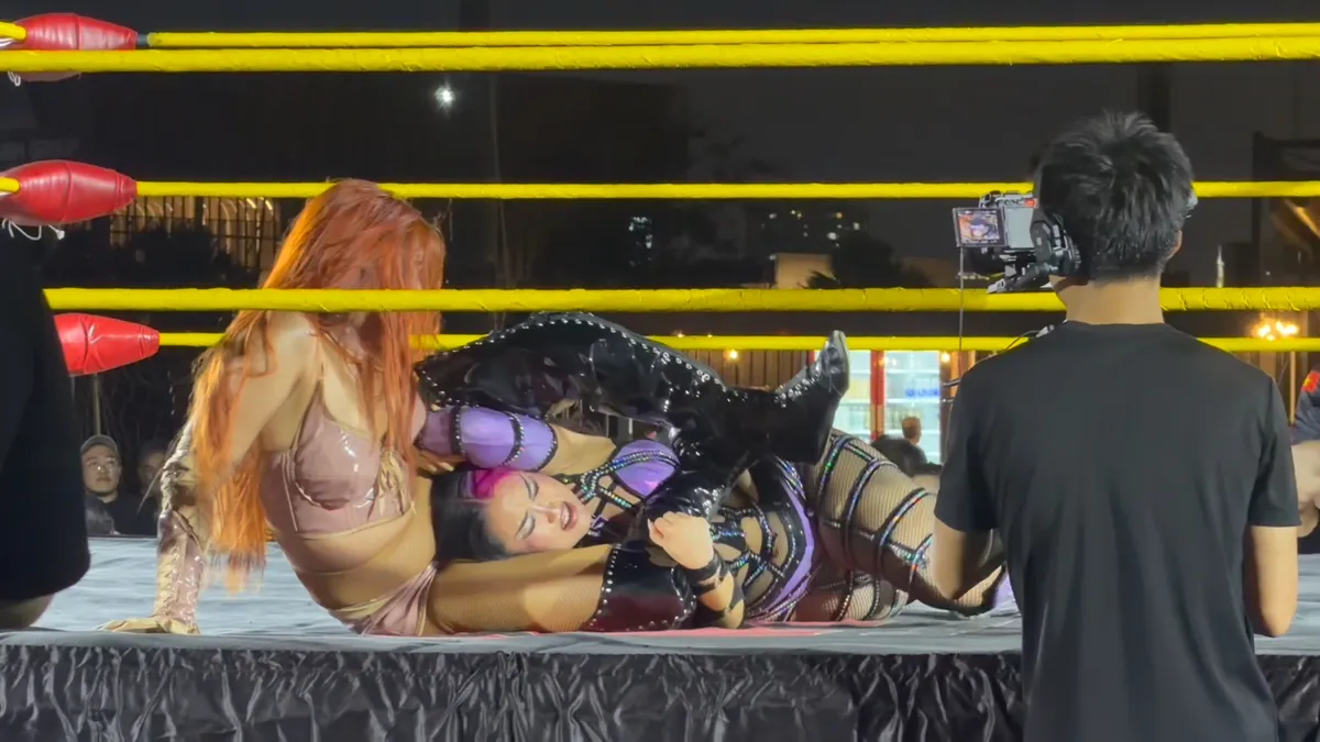 Lan tỏa thông điệp nữ quyền thông qua phần thi đấu vật WWE của đô vật gốc Việt- Ảnh 2.