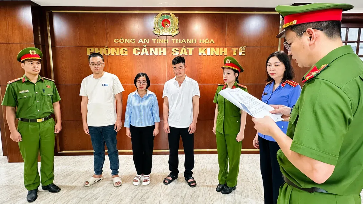 Khởi tố vụ án gây ô nhiễm môi trường tại trang trại lợn NewHope Thanh Hóa- Ảnh 1. Khởi tố vụ án gây ô nhiễm môi trường tại trang trại lợn NewHope Thanh Hóa- Ảnh 1.