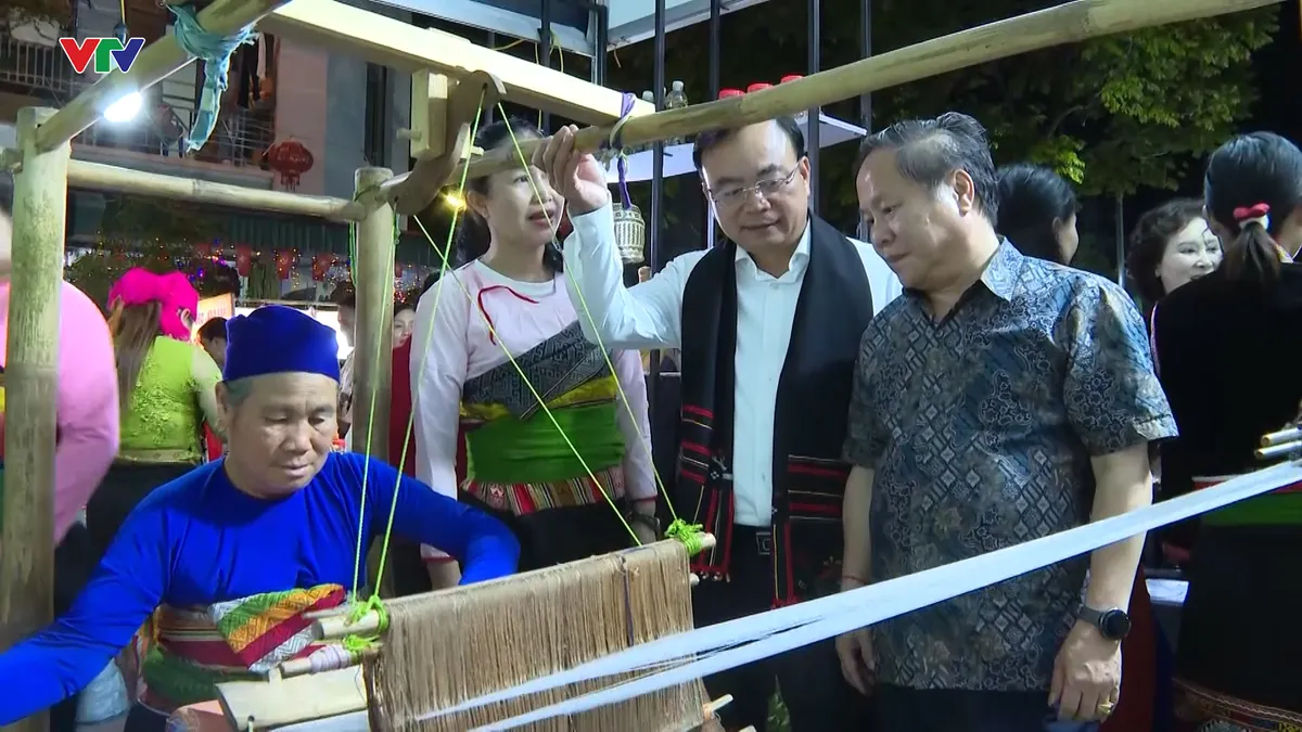 Hương sắc vùng cao - điểm hẹn văn hóa phía Bắc - Ảnh 6.