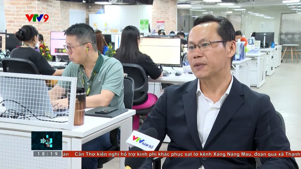 tc24h-1005-3 dao duc duong.jpg