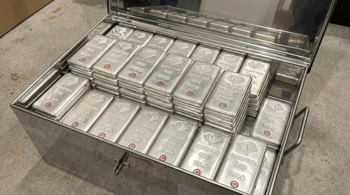 Gi&aacute; bạc tăng gần 11% trong một tuần, vượt xa đ&agrave; tăng của v&agrave;ng- Ảnh 1.
