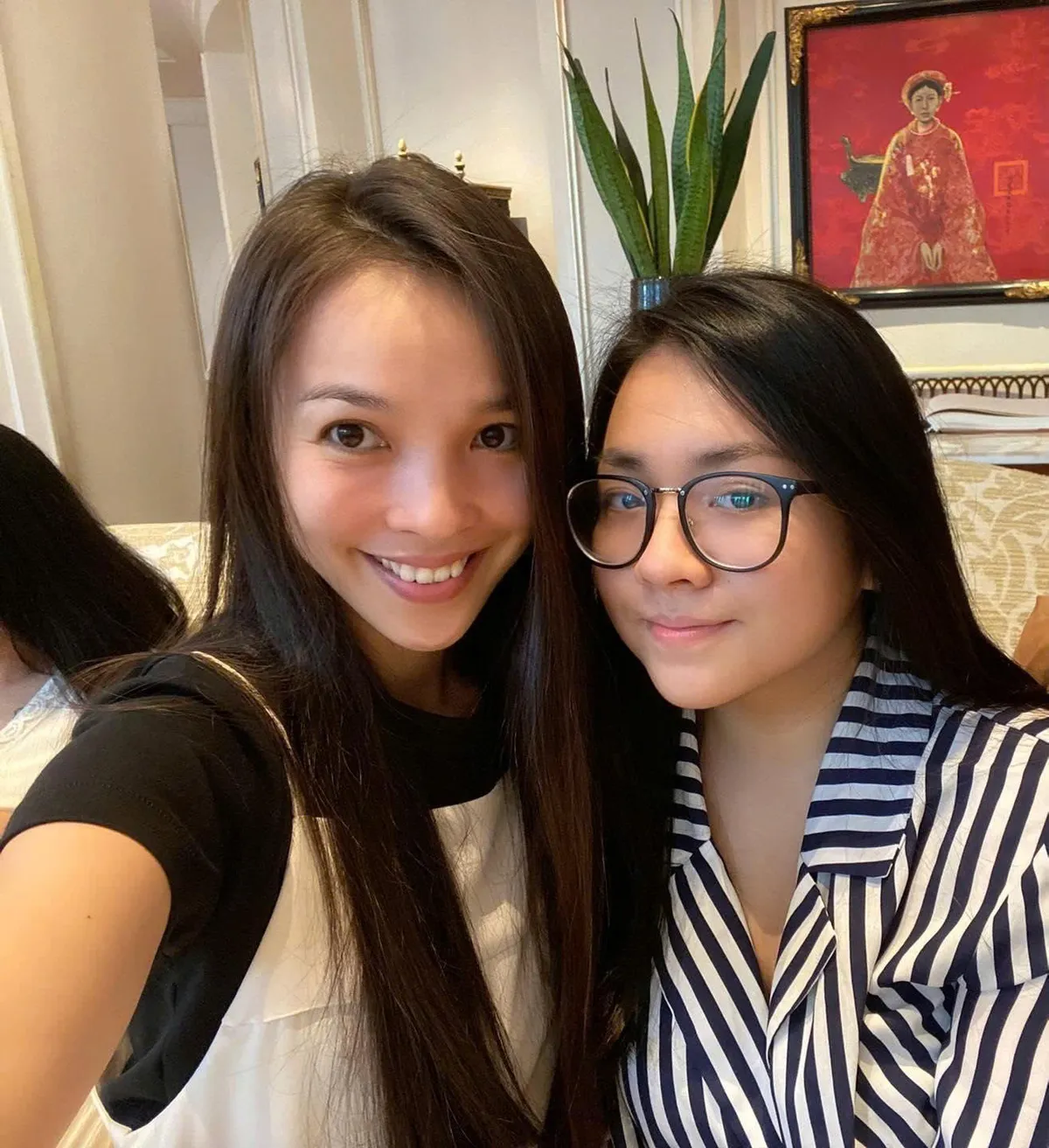 Hiền Thục nghẹn ngào kể về quyết định làm mẹ ở tuổi 21- Ảnh 2. Hiền Thục nghẹn ngào kể về quyết định làm mẹ ở tuổi 21 - Ảnh 2.