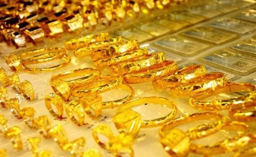 Giá vàng hôm nay (11-5): Giá vàng nhẫn, giá vàng miếng đồng loạt đứng yên- Ảnh 1. Giá vàng hôm nay (11-5): Giá vàng nhẫn, giá vàng miếng đồng loạt đứng yên- Ảnh 1.