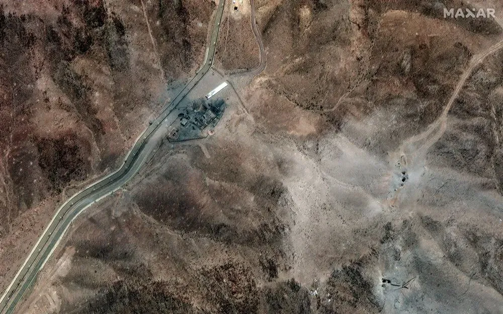 Tổng thống Trump tuy&ecirc;n bố kh&ocirc;ng để Iran tiếp cận uranium l&agrave;m gi&agrave;u - Ảnh 2.