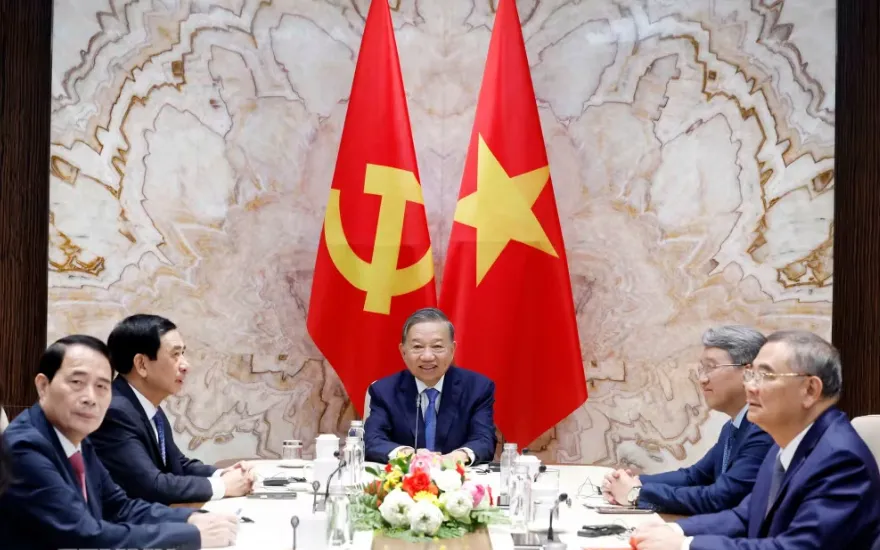 Tổng Bí thư, Chủ tịch nước Tô Lâm điện đàm trực tuyến với Tổng thống Liên bang Thụy Sĩ Guy Parmelin. Ảnh: TTXVN