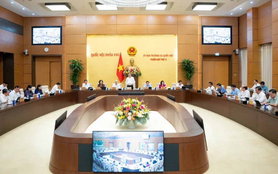 Toàn cảnh Phiên họp