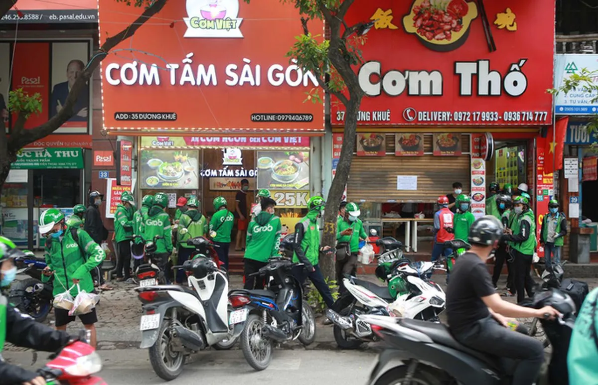 H&agrave; Nội: kiểm so&aacute;t nguồn ph&aacute;t thải từ giao th&ocirc;ng l&agrave; y&ecirc;u cầu cấp thiết - Ảnh 2.