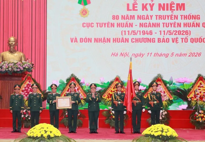 Công tác tư tưởng trong quân đội phải luôn "đi trước, mở đường" - Ảnh 1.
