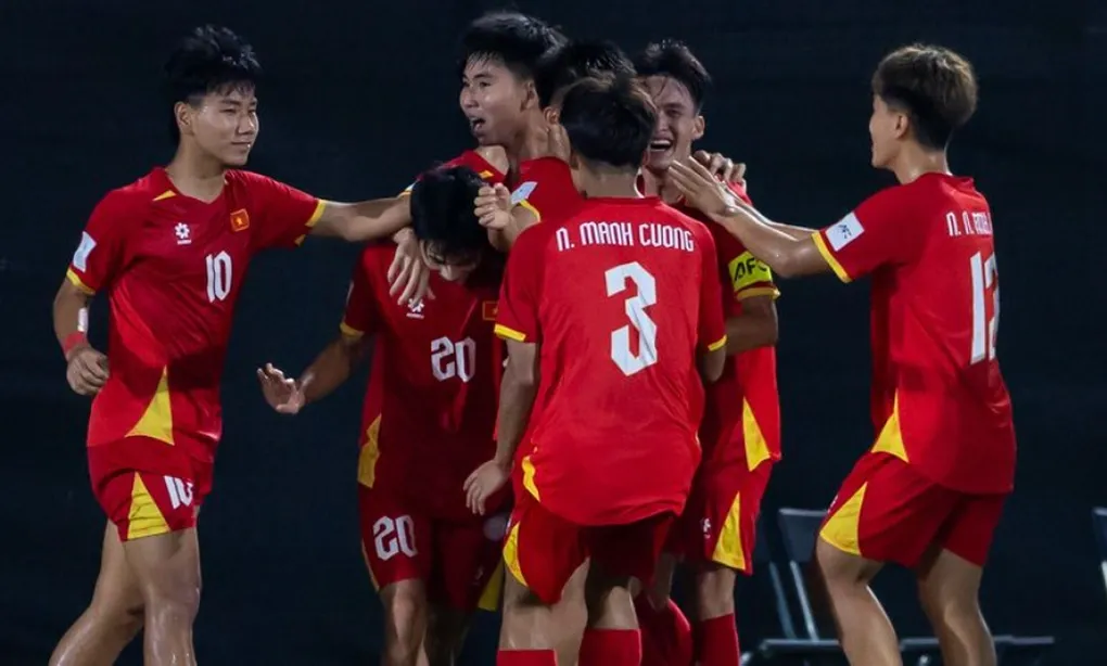 U17 Việt Nam sáng cửa vượt vòng bảng, AFC đánh giá cao cơ hội đi tiếp- Ảnh 1. U17 Việt Nam sáng cửa vượt vòng bảng, AFC đánh giá cao cơ hội đi tiếp- Ảnh 1.