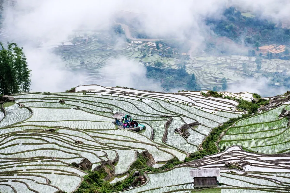 M&ugrave;a nước đổ ở M&ugrave; Cang Chải: Những "chiếc gương" khổng lồ giữa đại ng&agrave;n- Ảnh 2.