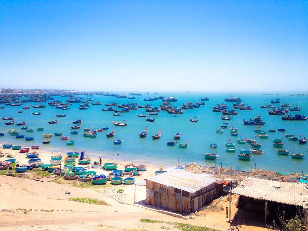 Làng chài Mũi Né: “Tọa độ check-in” khiến du khách mê mẩn- Ảnh 1. Làng chài Mũi Né: “Tọa độ check-in” khiến du khách mê mẩn- Ảnh 1.