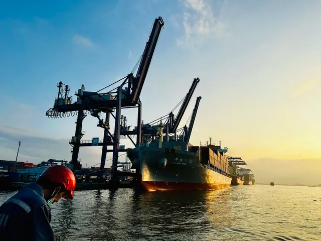 Cước t&agrave;u biển tăng trở lại, nhiều tuyến quốc tế đồng loạt leo thang- Ảnh 1.