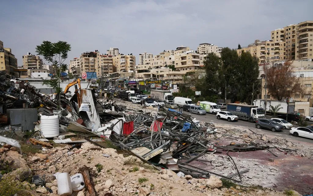 Địa điểm diễn ra chiến dịch phá dỡ của quân đội Israel nhằm vào một số công trình của người Palestine tại thị trấn Al-Eizariya thuộc Bờ Tây, ngày 12/5/2026 (Ảnh AP)