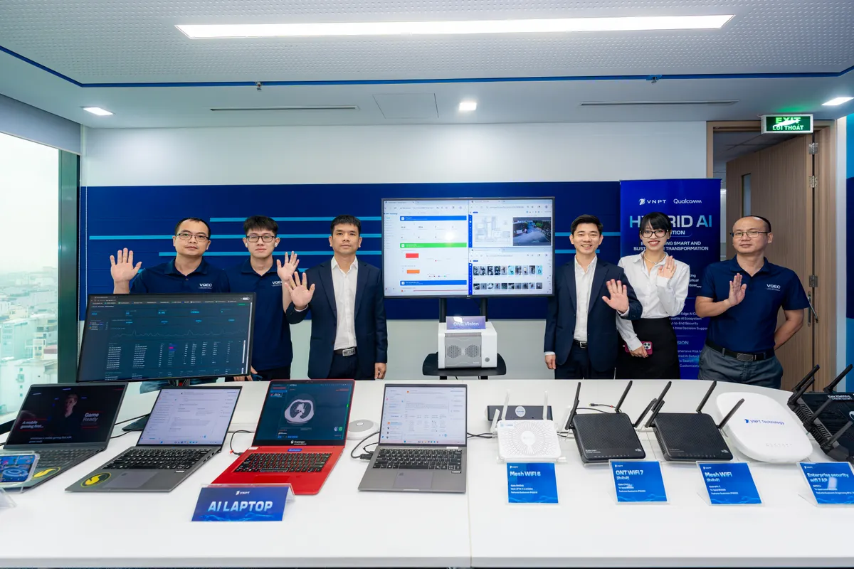 Qualcomm mở Trung t&acirc;m R&D tại H&agrave; Nội, th&uacute;c đẩy đổi mới s&aacute;ng tạo về c&ocirc;ng nghệ b&aacute;n dẫn - Ảnh 2.