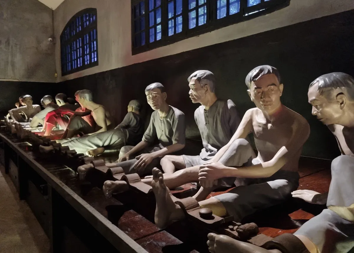 Nhà tù Hỏa Lò: Những câu chuyện lay động về lòng yêu nước của người chiến sĩ cách mạng- Ảnh 1. Nhà tù Hỏa Lò: Những câu chuyện lay động về lòng yêu nước của người chiến sĩ cách mạng- Ảnh 1.