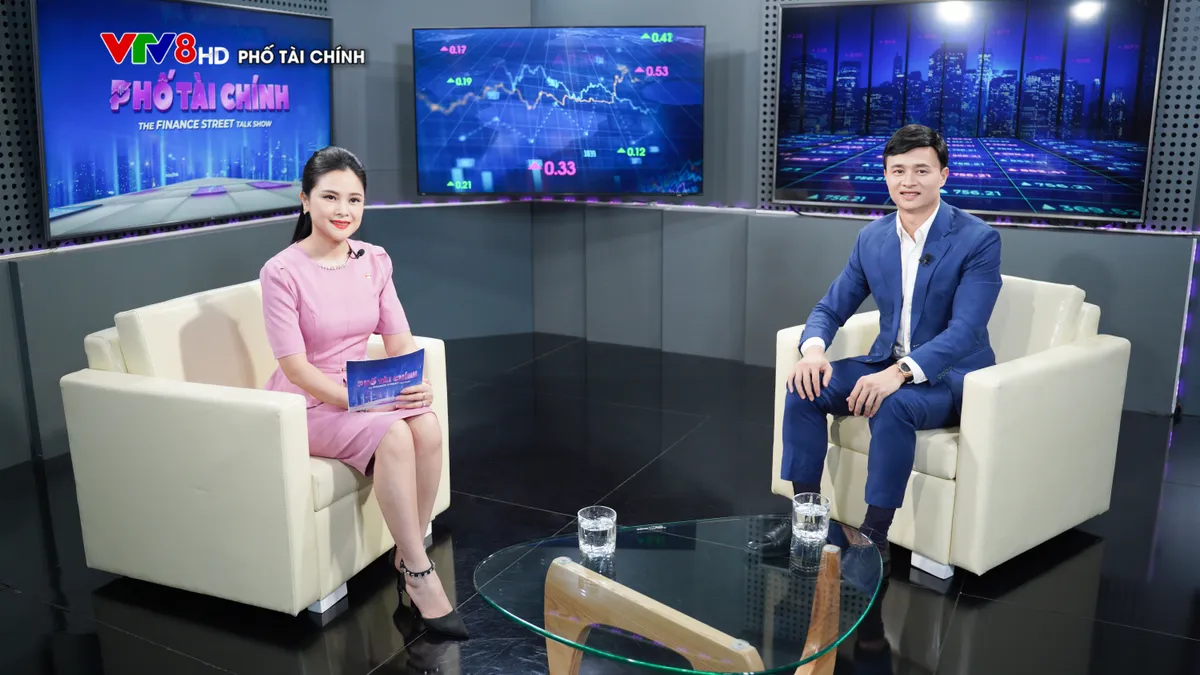 Vì sao chứng khoán tăng mạnh nhưng dòng tiền vẫn thận trọng?- Ảnh 1. Vì sao chứng khoán tăng mạnh nhưng dòng tiền vẫn thận trọng?- Ảnh 1.