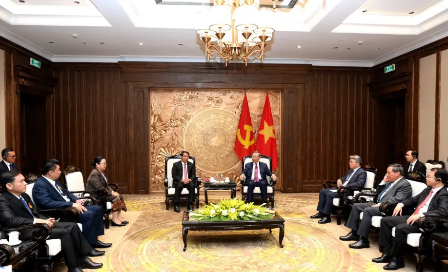 Tổng Bí thư, Chủ tịch nước Tô Lâm: Hà Nội và Vientiane phải là hình mẫu trong hợp tác địa phương - Ảnh 2.