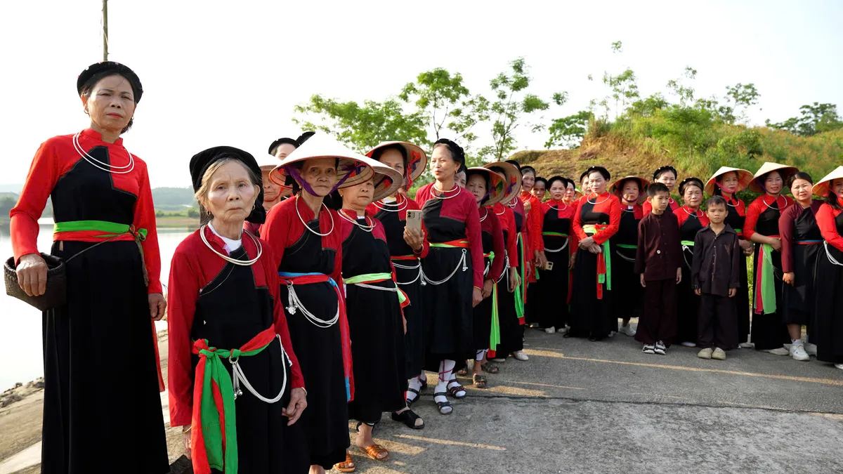 Tuy&ecirc;n Quang: Người d&acirc;n l&agrave;ng Khe Thuyền g&igrave;n giữ l&agrave;n điệu S&igrave;nh ca của người Cao Lan - Ảnh 17.
