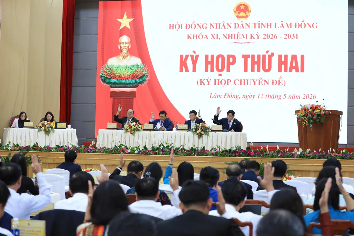 L&acirc;m Đồng tiếp tục chi hỗ trợ c&aacute;n bộ l&agrave;m việc xa nơi cư tr&uacute;  - Ảnh 1.