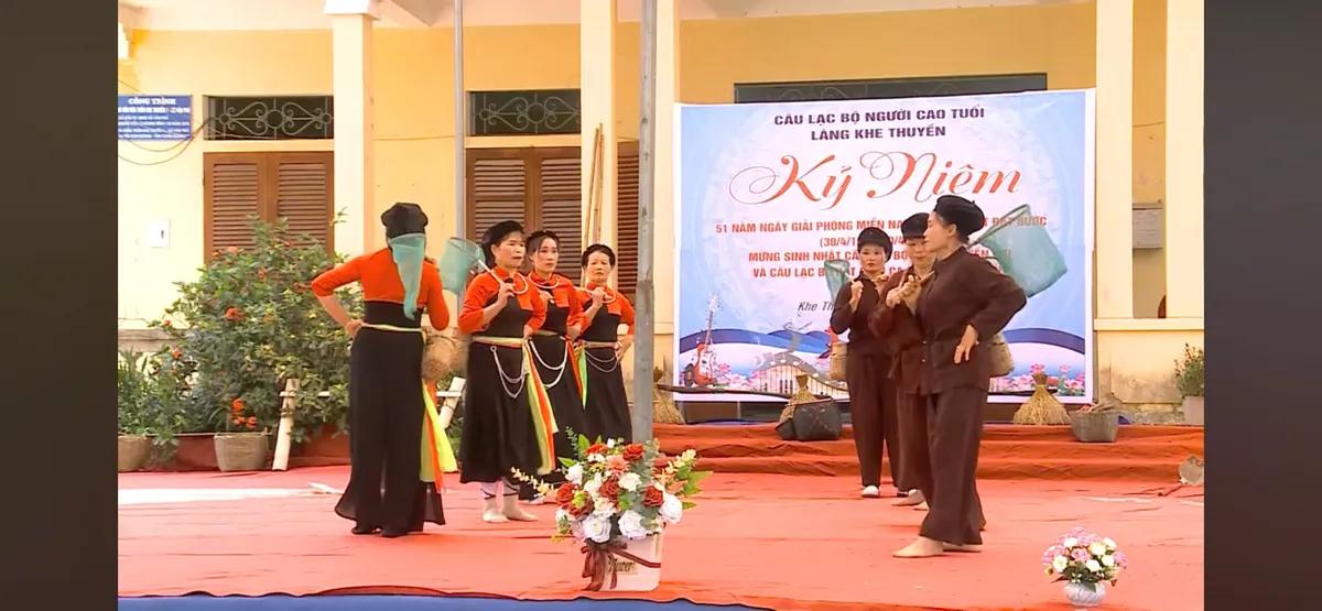 Tuy&ecirc;n Quang: Người d&acirc;n l&agrave;ng Khe Thuyền g&igrave;n giữ l&agrave;n điệu S&igrave;nh ca của người Cao Lan - Ảnh 13.