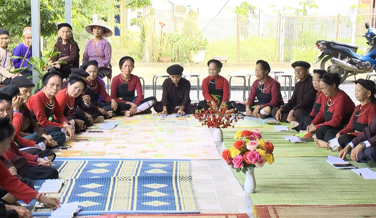 Tuy&ecirc;n Quang: Người d&acirc;n l&agrave;ng Khe Thuyền g&igrave;n giữ l&agrave;n điệu S&igrave;nh ca của người Cao Lan - Ảnh 14.