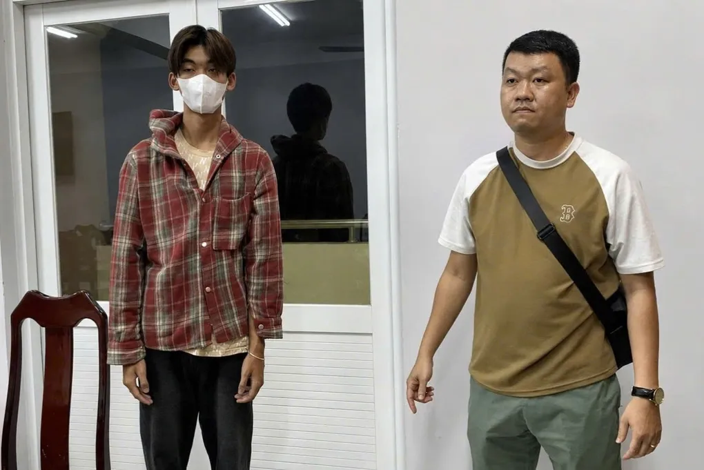 Bắt nhanh thiếu niên trộm xe máy của người bán cà phê sau vài giờ gây án ở TPHCM- Ảnh 1. Bắt nhanh thiếu niên trộm xe máy của người bán cà phê sau vài giờ gây án ở TPHCM- Ảnh 1.