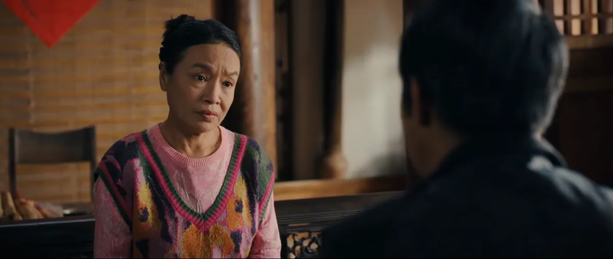 Ngược đường ngược nắng - Tập 27: B&agrave; nội giả vờ mất tr&iacute; nhớ nối duy&ecirc;n cho Trung v&agrave; Mai - Ảnh 15.
