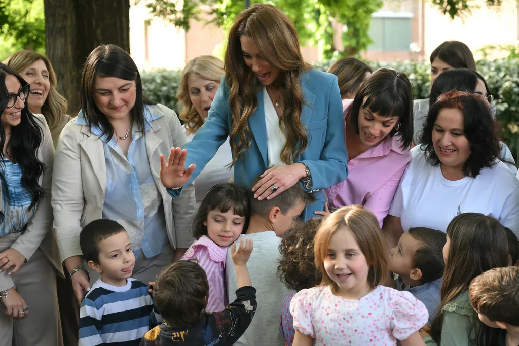 Công nương Kate thăm Italy sau thời gian điều trị ung thư- Ảnh 1. Công nương Kate thăm Italy sau thời gian điều trị ung thư- Ảnh 1.