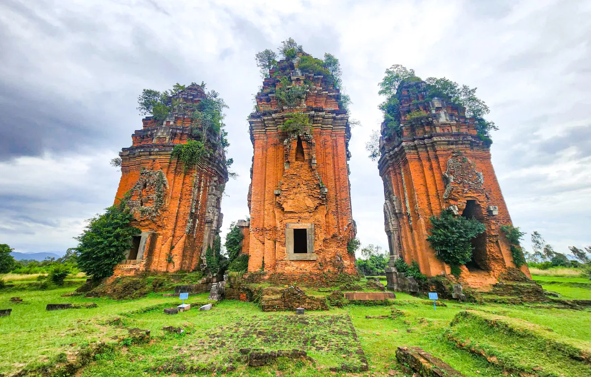Di sản văn hóa Chăm: Những tháp cổ nghìn năm thách thức thời gian tại Bình Định- Ảnh 2. Di sản văn hóa Chăm: Những tháp cổ nghìn năm thách thức thời gian tại Bình Định- Ảnh 2.
