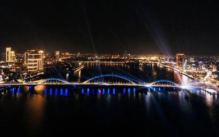 Đ&agrave; nẵng siết chặt an ninh, sẵn s&agrave;ng cho đ&ecirc;m khai mạc lễ hội ph&aacute;o hoa quốc tế 2026 - Ảnh 1.