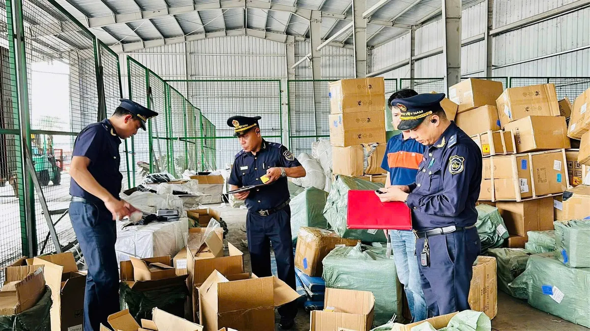 Ng&agrave;nh Hải quan quyết liệt gỡ n&uacute;t thắt sở hữu tr&iacute; tuệ- Ảnh 1.