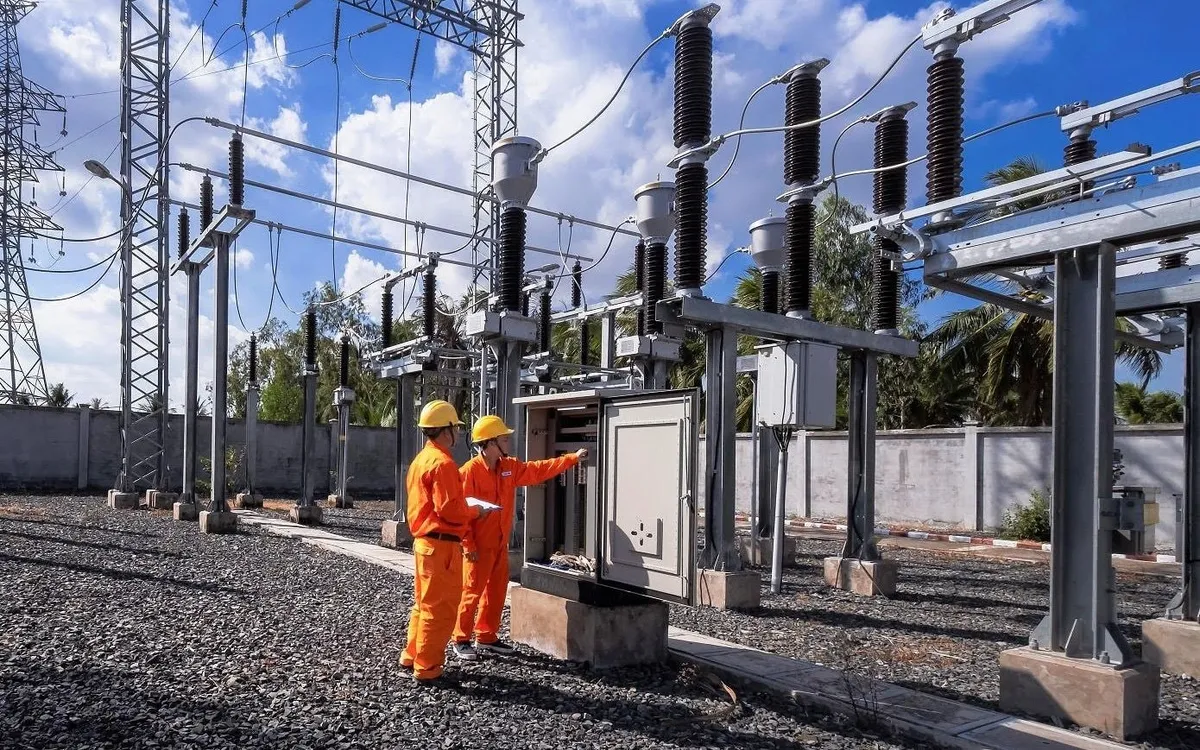 Nắng nóng diện rộng, tiêu thụ điện lập kỷ lục mới