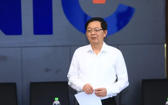 Phó Thủ tướng Chính phủ Hồ Quốc Dũng thăm và làm việc với Trung tâm Đổi mới sáng tạo quốc gia. Ảnh: Nhân Dân
