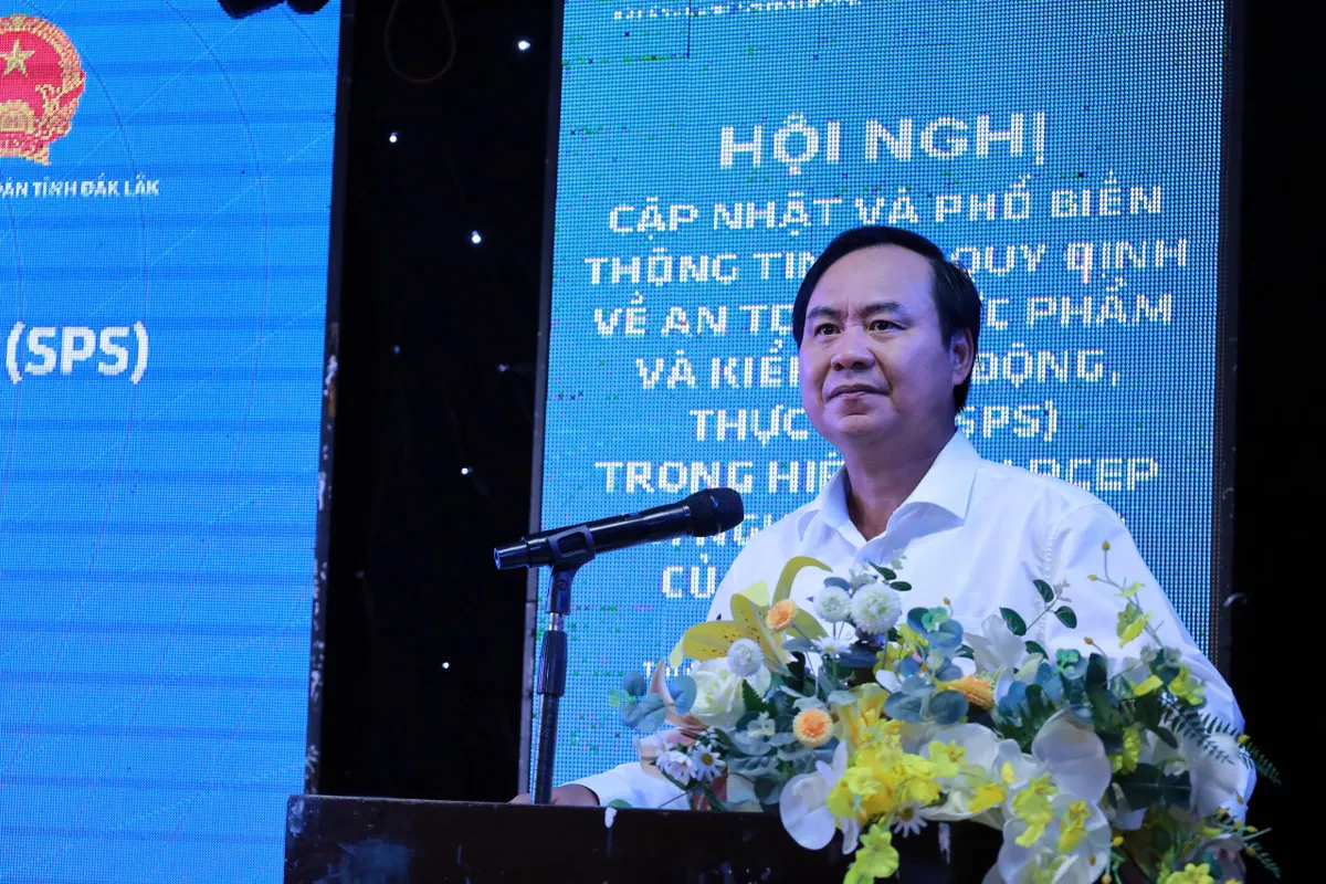 Siết h&agrave;ng r&agrave;o kỹ thuật, n&ocirc;ng sản Việt phải chuyển mạnh sang sản xuất chuy&ecirc;n nghiệp - Ảnh 1.