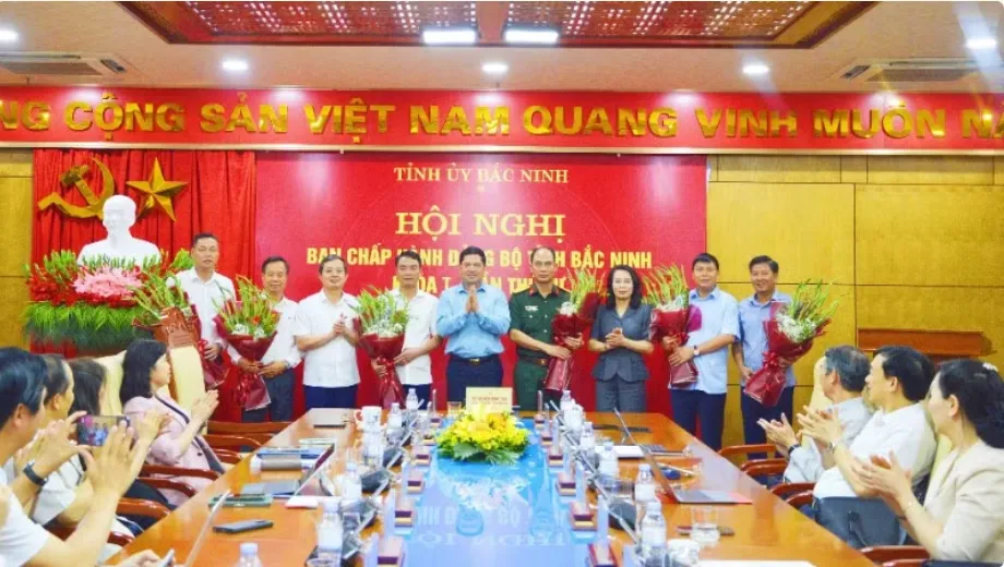 Ban Bí thư chuẩn y nhân sự Ban Thường vụ Tỉnh ủy Bắc Ninh - Ảnh 1.