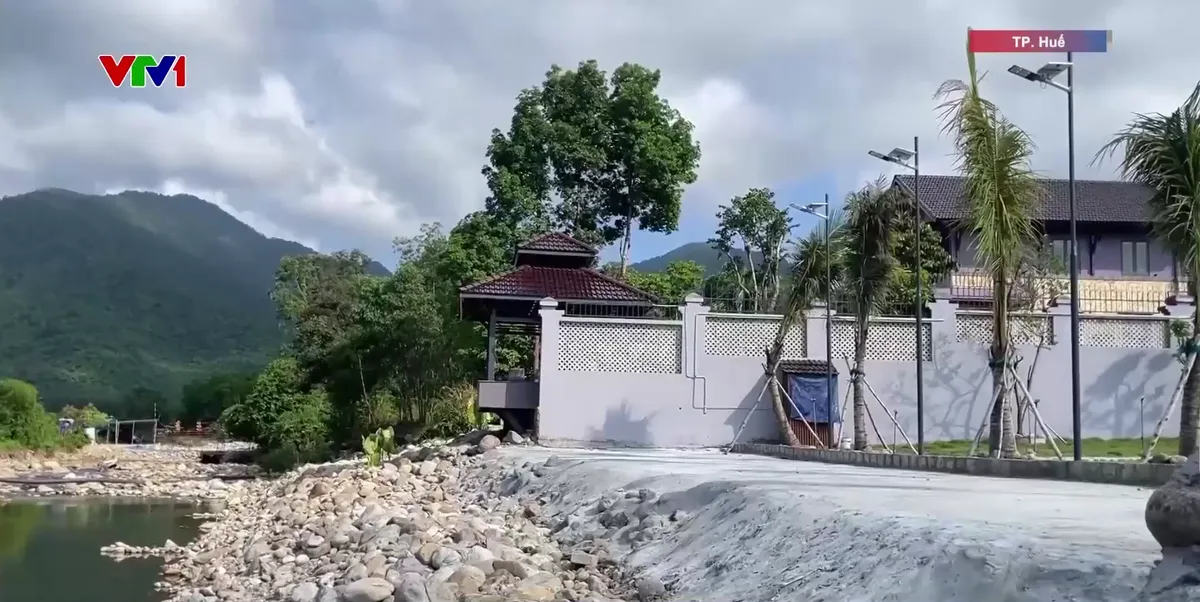Thành phố Huế: Chậm xử lý, công trình trái phép trên đất nông nghiệp thành "việc đã rồi" - Ảnh 1.