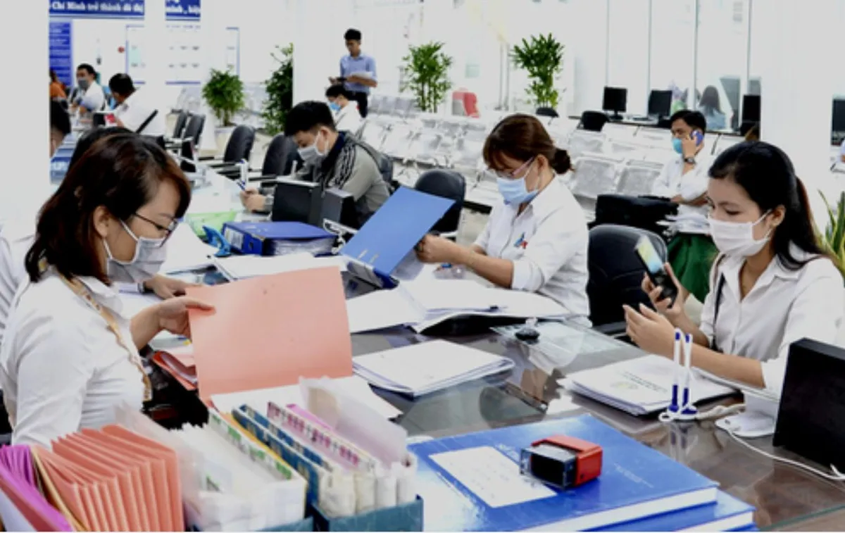 Cơ chế lương mới: Đ&uacute;ng người, đ&uacute;ng việc, đ&uacute;ng thu nhập  - Ảnh 2.