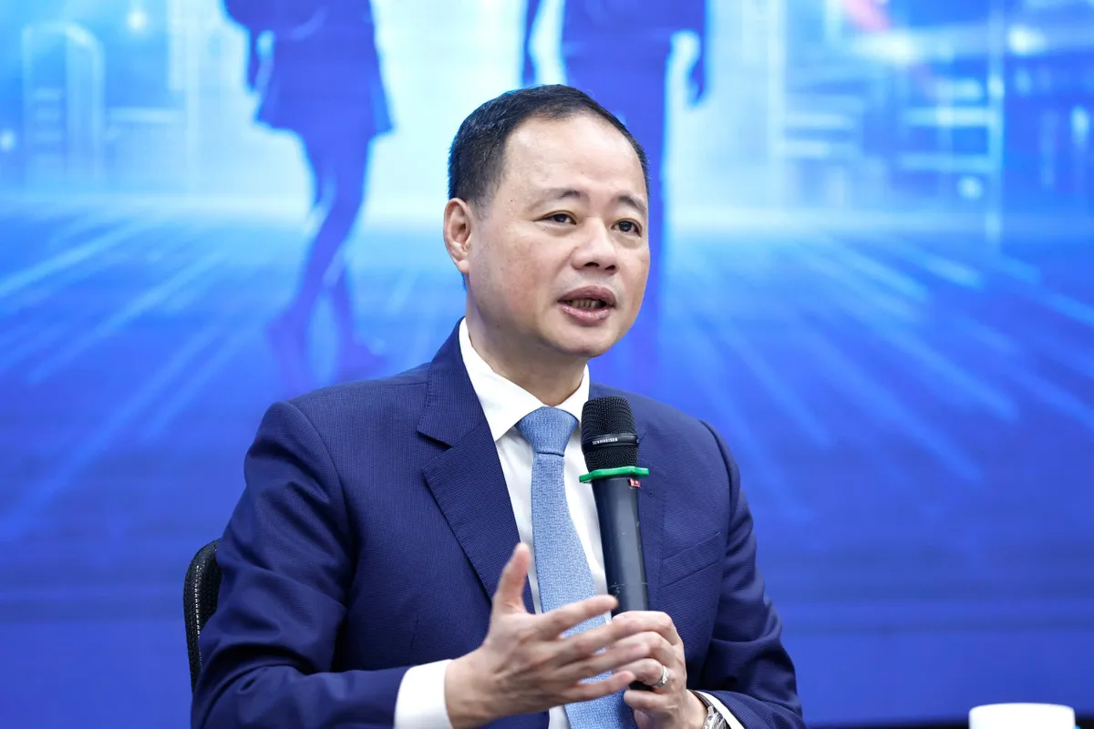 Hàng nghìn học sinh tìm hiểu ngành AI, bán dẫn tại Ngày hội tuyển sinh khoa học - công nghệ - Ảnh 5.