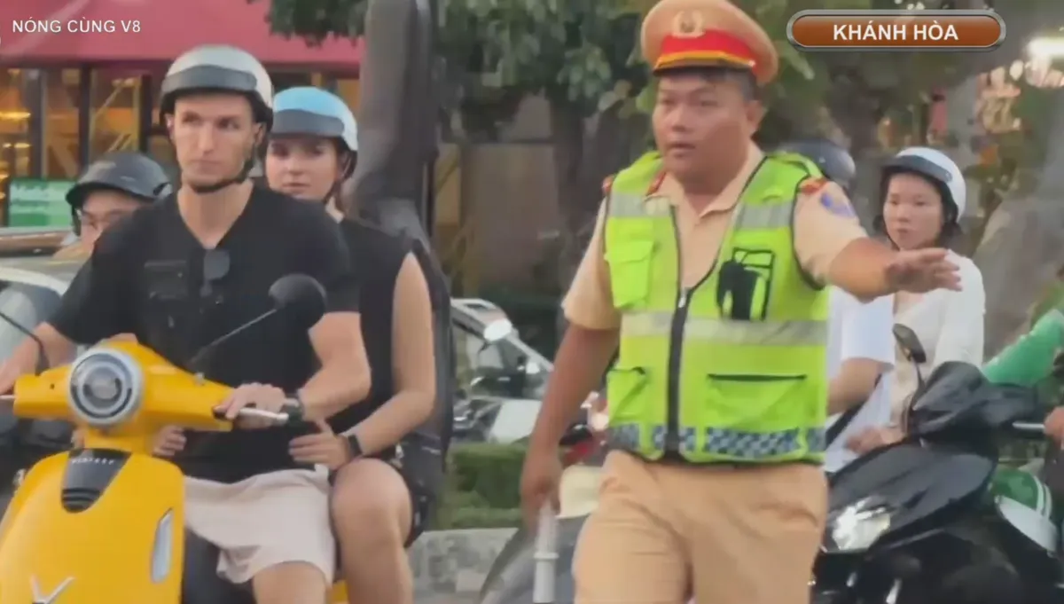 Khánh Hòa: Xử lý nghiêm người nước ngoài vi phạm an toàn giao thông- Ảnh 5. Khánh Hòa: Xử lý nghiêm người nước ngoài vi phạm an toàn giao thông- Ảnh 5.