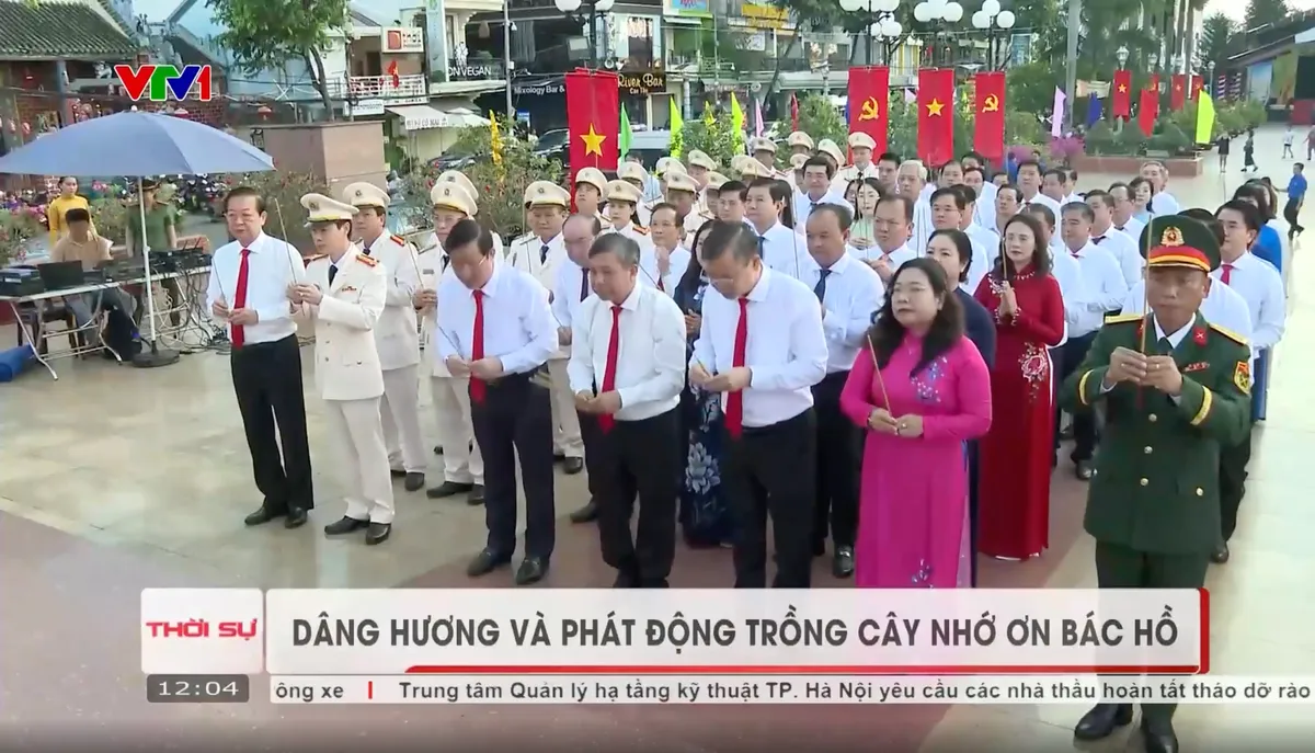 Chuỗi sự kiện kỷ niệm 136 năm Ngày sinh Chủ tịch Hồ Chí Minh - Ảnh 1.