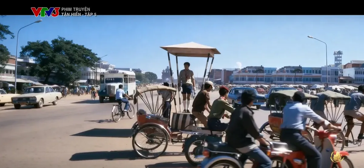 Tận hiến Tập 5 v&agrave; 6: Tho&aacute;t khỏi "hang h&ugrave;m", Nguyễn Th&agrave;nh bước v&agrave;o "chợ t&igrave;nh b&aacute;o" - Ảnh 13.